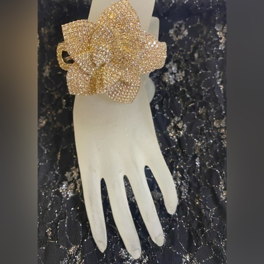 Natasha rhinestone flower cuff bracelet